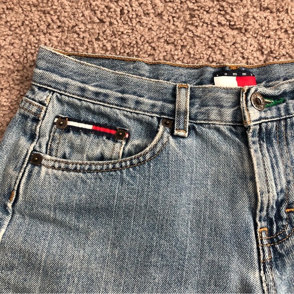Tommy Hilfiger Tommy Jeans Denim Short Womens 5 - Picture 5 of 11
